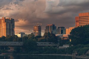 Top 10 Pros and Cons of Living in London Ontario